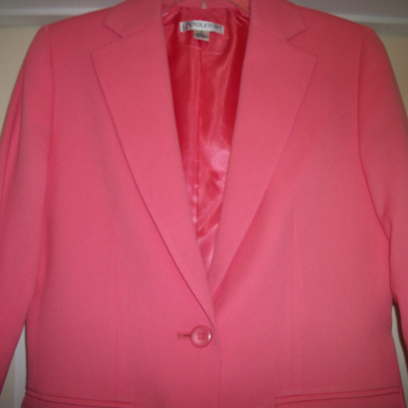 COQUETTE PRETTY IN PEACH PENDLETON WOOL BLAZER 4